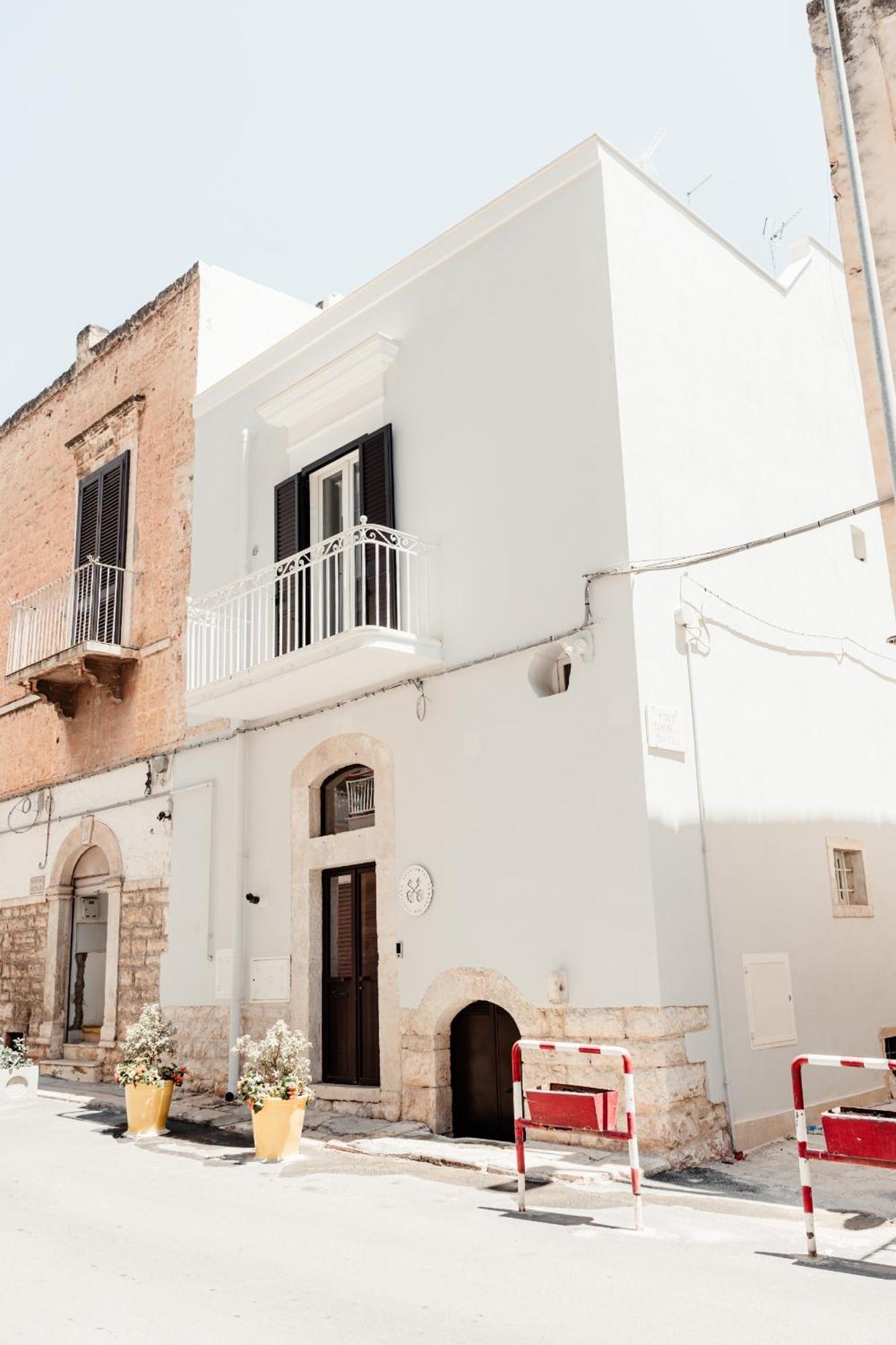 Aparthotel Camere Del Capitolo Bisceglie Eksteriør billede